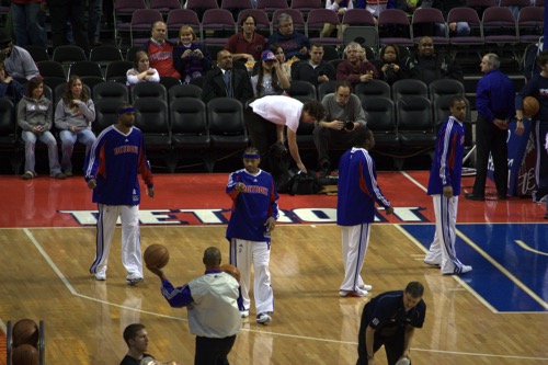 Pistons players warm up